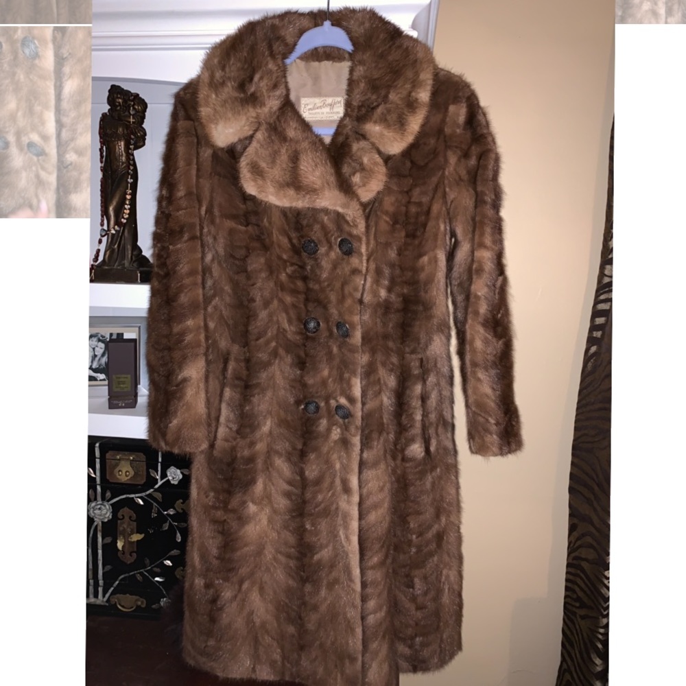 SOLD*****MINK* MILIEN BOUFFARD FOURRURE DRUMMONDVILLE